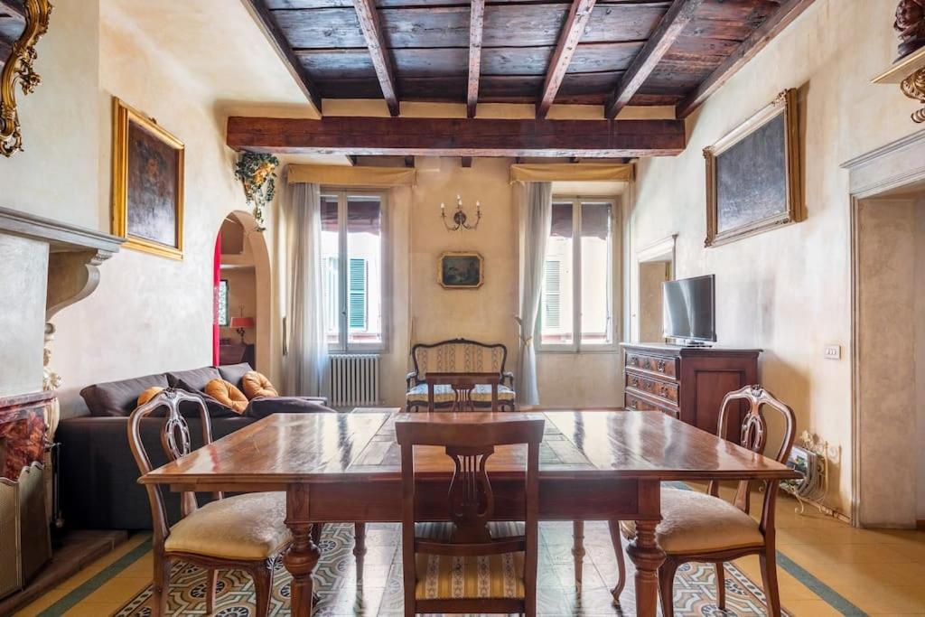 Central Elegant Apartment - Liberty House Bologna Eksteriør billede